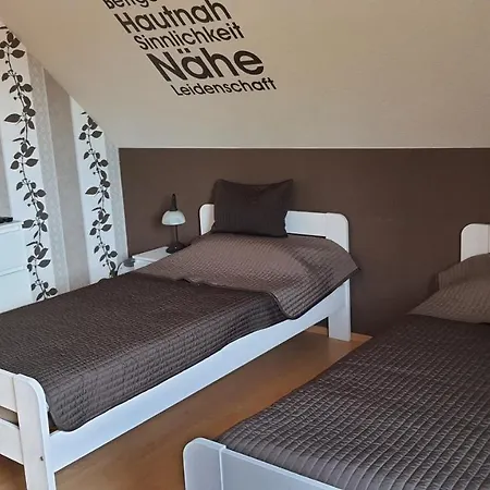Nettes 2- Zimmer Apartment Sehnde Exterior foto